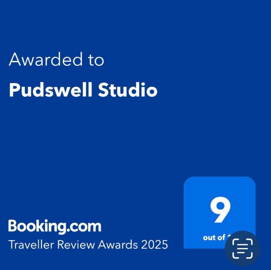 Pudswell Studio Burford Extérieur photo